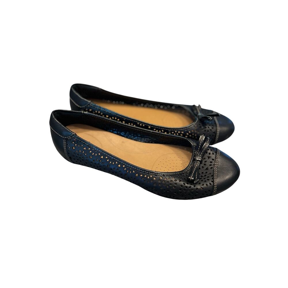 Clarks Bendables Poem Journal perforated leather ballet flats size 10